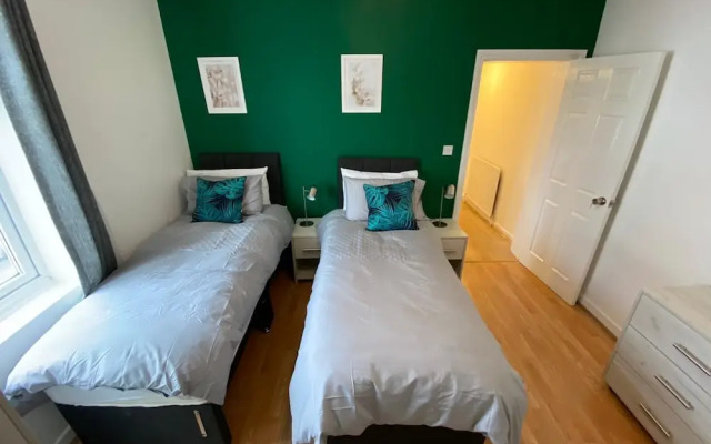 3 Bedroom Apartment