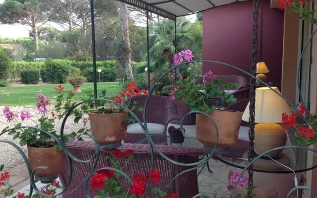 Villa Bouganvillea