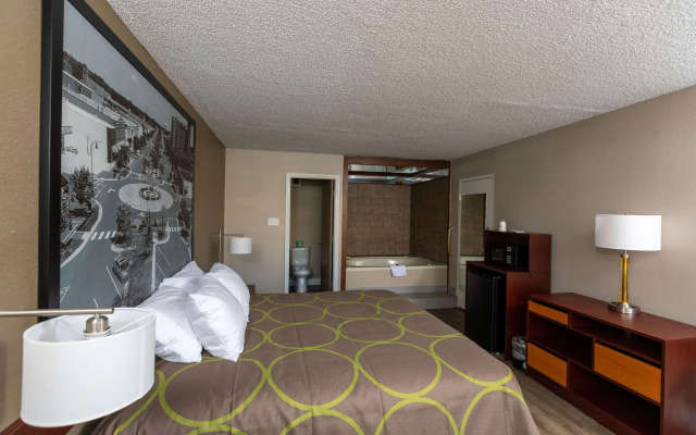 Super 8 by Wyndham Goldsboro