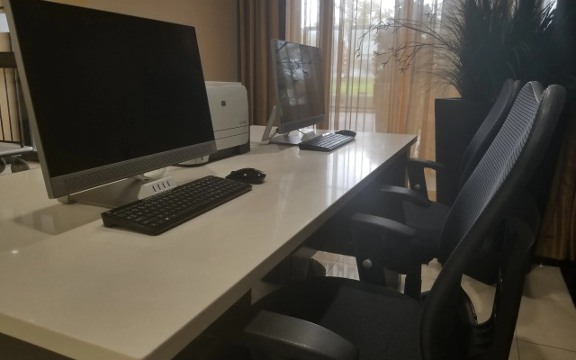 Holiday Inn Youngstown South by IHG