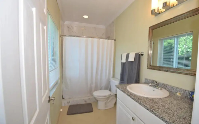 Paradise Pointe by Eleuthera Vacation Rentals