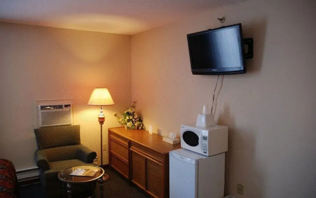Commons Inn