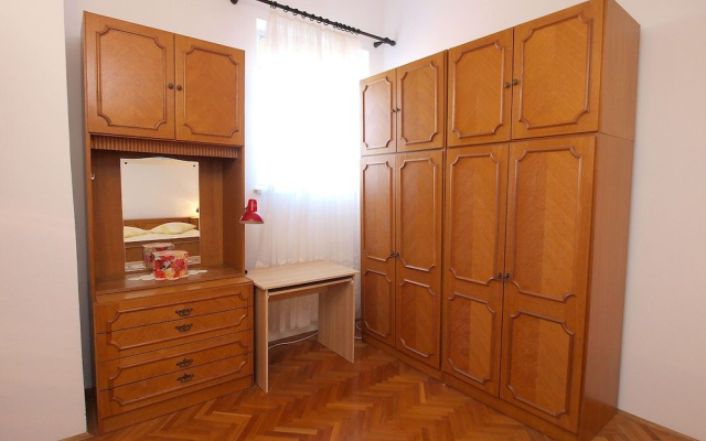 Apartment 761