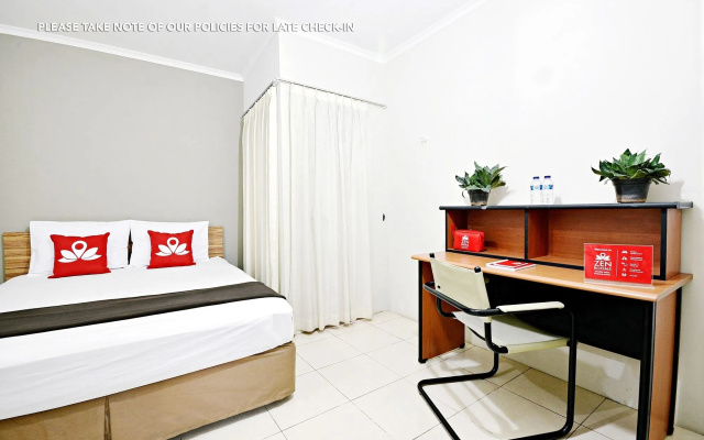 ZEN Rooms Mampang Prapatan Syariah
