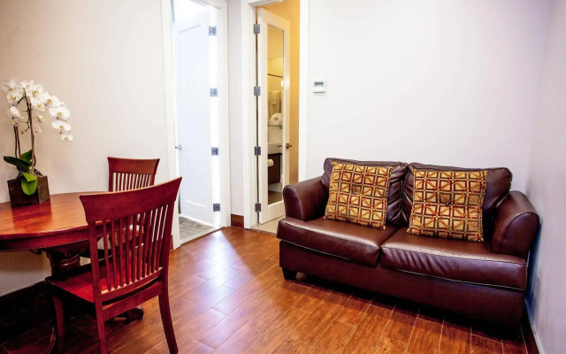 Aura Hotel Brooklyn