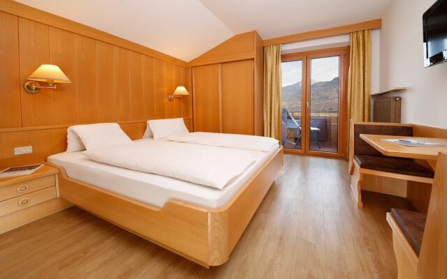 Panorama Hotel Garni Bühlerhof Лана комната для гостей