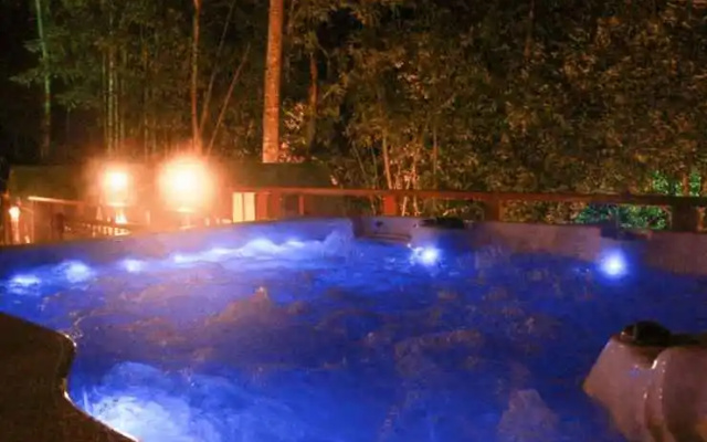 Rustcamps Glamping Resorts