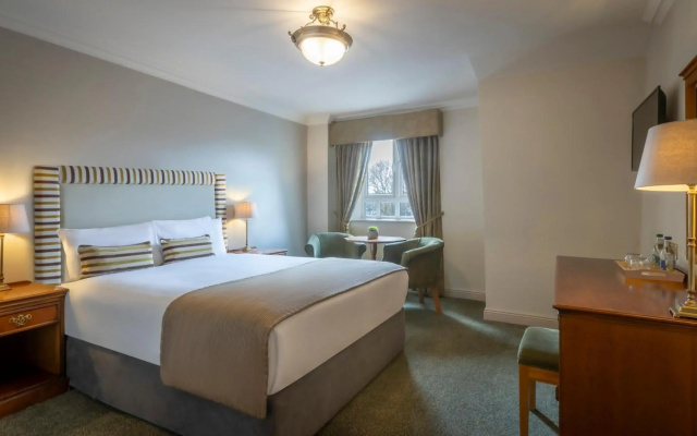 Bracken Court Hotel
