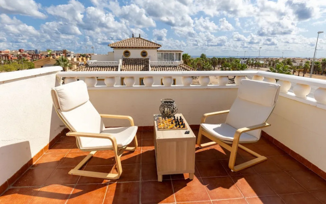 Honey Life Villa by Fidalsa