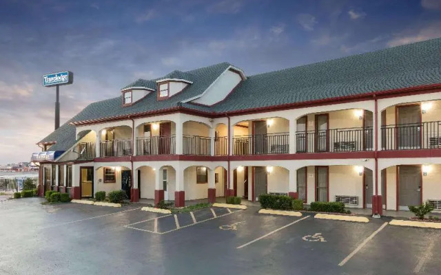 Travelodge By Wyndham Norman