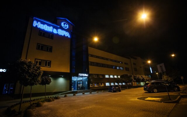 LH Hotel & SPA вид на фасад