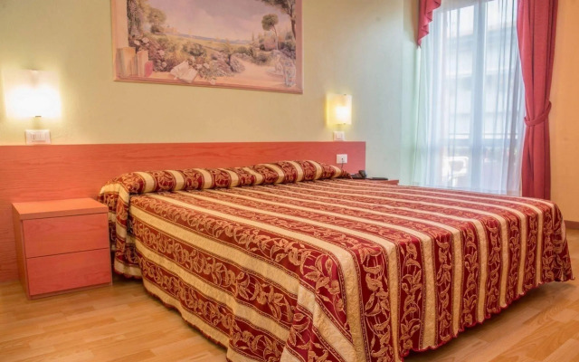 Hotel Benaco