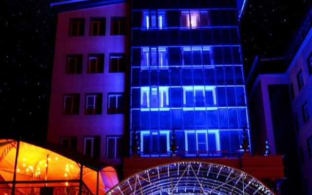 Гостиница Энигма в Хабаровске 1 отзыв об отеле, цены и фото номеров - забронировать гостиницу Энигма онлайн Хабаровск вид на фасад