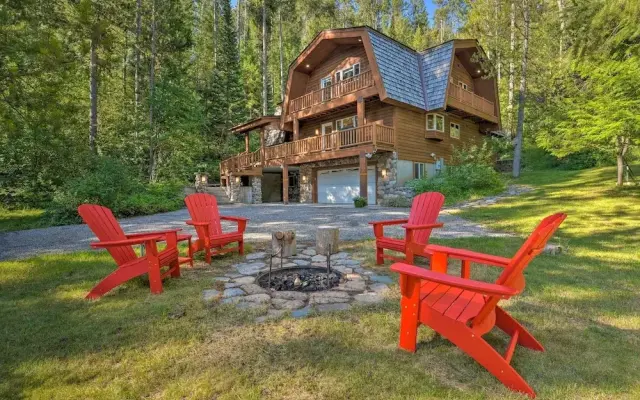 'wild Huckleberry Cabin' in Alpine: Fire Pit, Deck
