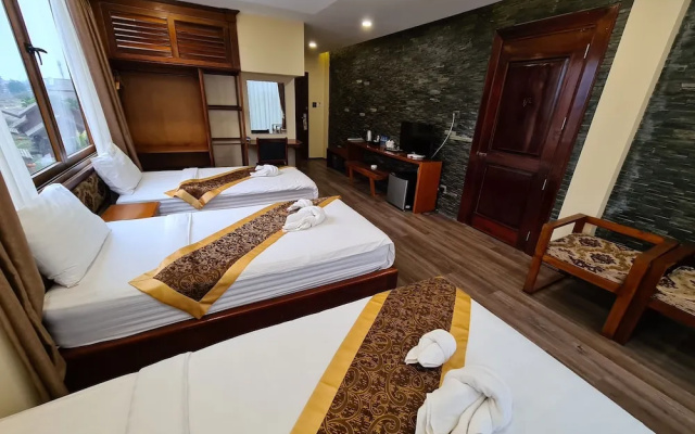 Lisha Grand Hotel