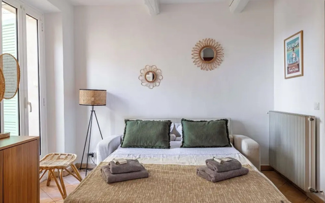 Charming Apartment in the Heart of Le Suquet