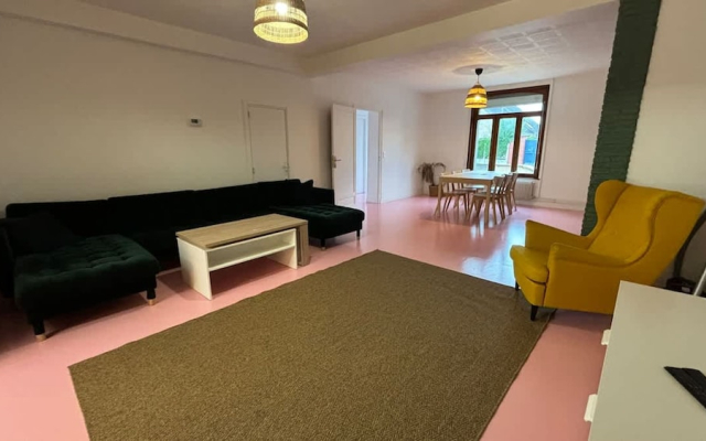 Maison 5 Chambres et Parking Gratuit