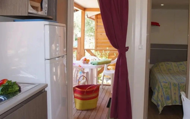 Beach Escape With Pool Access
