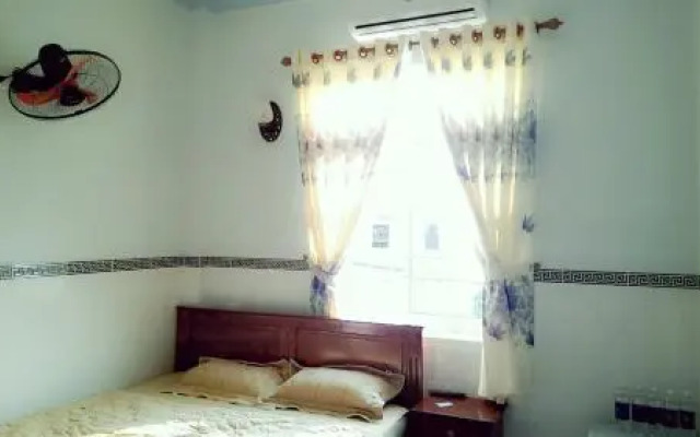 Huu Thuy Guest House