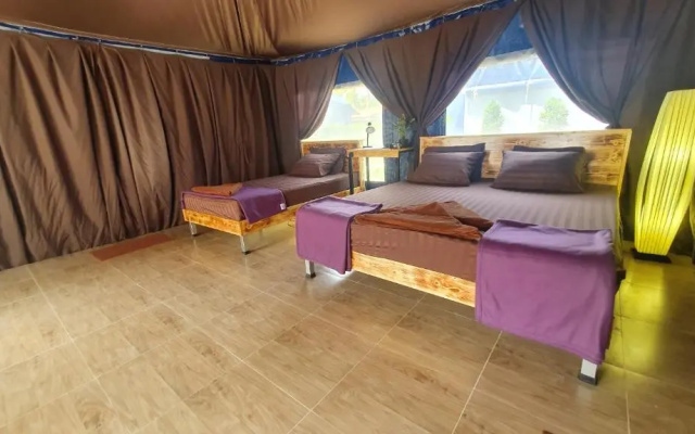 Moonshine Resort Chumphon