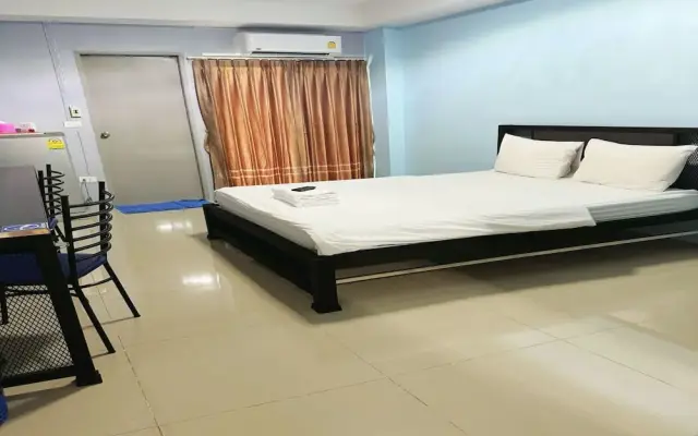 OYO 75506 Ratchapruek Apartment Suphanburi