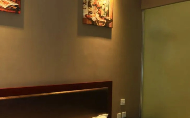 Chengdu Xinbake Business Hotel