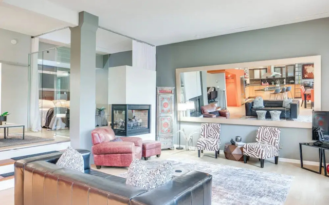 Dwtn Cleveland Condo: Walk to Stadiums & Museums