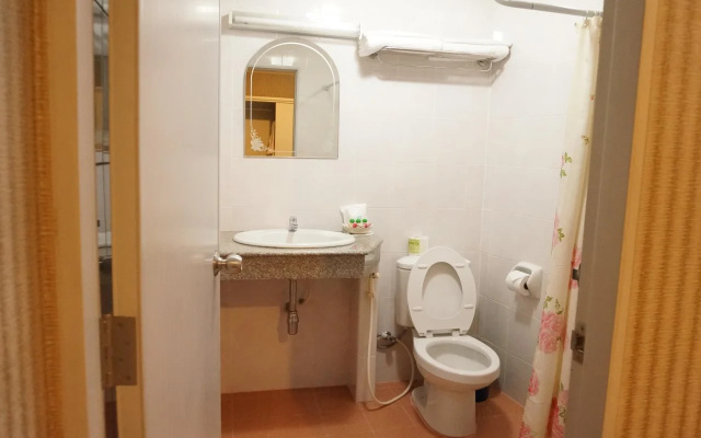 Queen Lotus Guesthouse