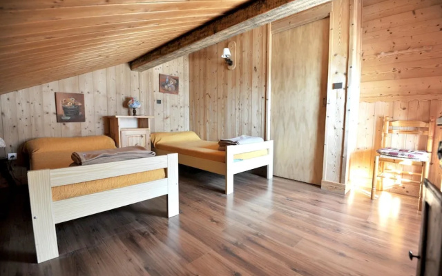 Apartment With 4 Bedrooms in Champagny-en-vanoise, With Wonderful Moun