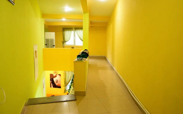 Happy Downtown Hostel