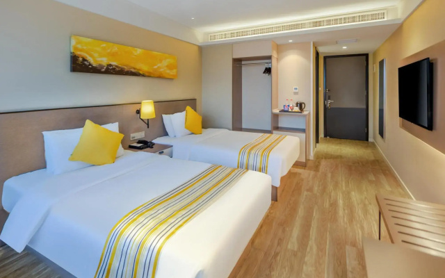 Homeinn Plus Hotel (Changzhi Bayi Square Weiyuanmen Middle Road)