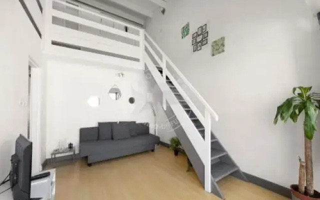 AS20235 - Studio mezzanine au Centre Ville