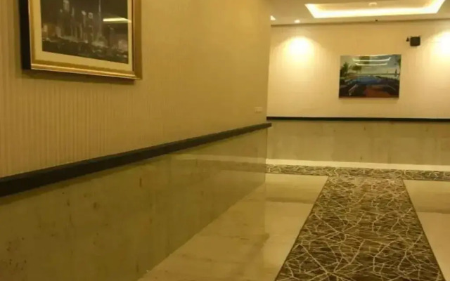 Kayan Hotel Suites