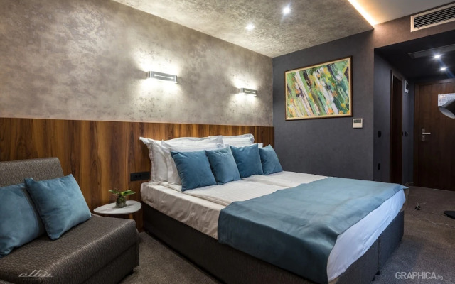 103 Degrees Hotel & SPA