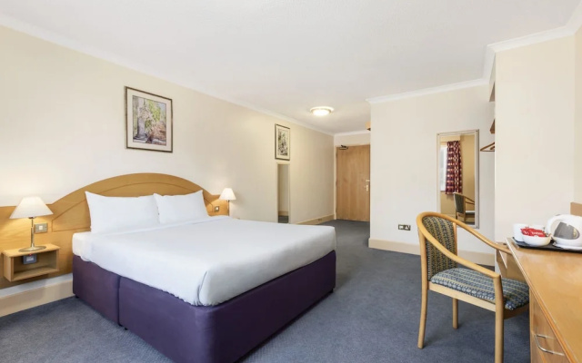 Days Inn Watford Gap
