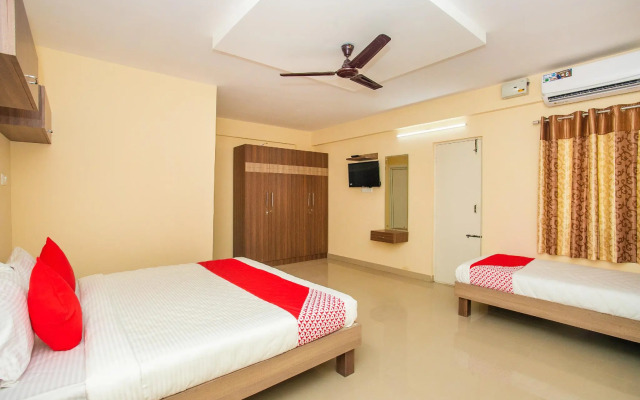 OYO 16803 Hotel Blueberry