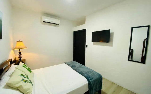Departamento ejecutivo en todo el centro de Manta, Manabi