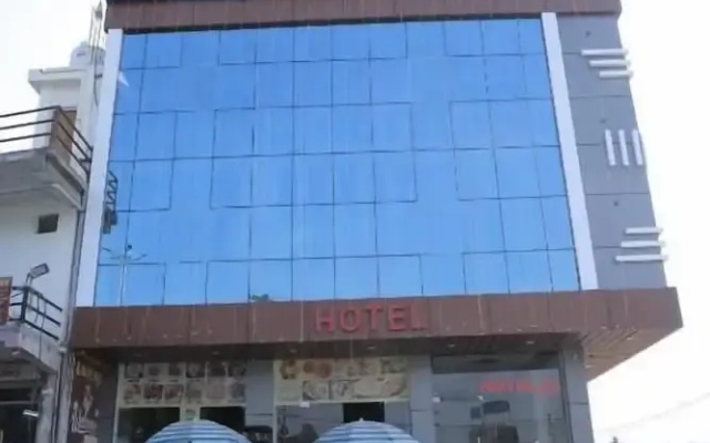 Hotel Om Palace