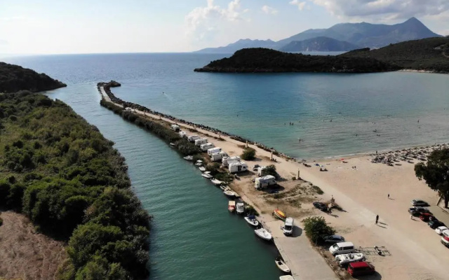 Konstantinos Apartments