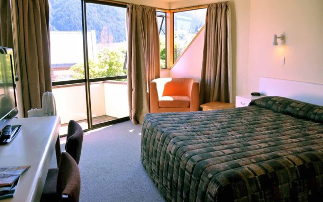 Melbourne Lodge