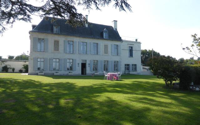 Отель Manoir Plessis Bellevue Франция, Сомюр - отзывы, цены и фото номеров - забронировать отель Manoir Plessis Bellevue онлайн вид на фасад