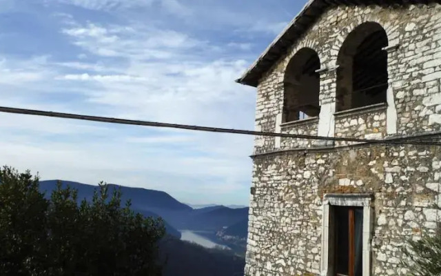 Casa Due Archi