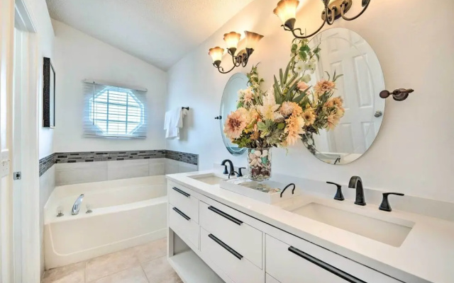 Private Pool & Yard: Airy Kissimmee Retreat!