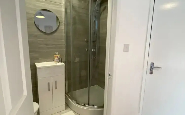 Host Stay Waterfront