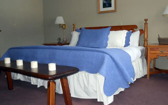 The Inn at Willow Pond