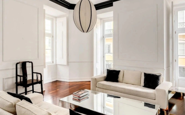 Chiado Deluxe by Homing