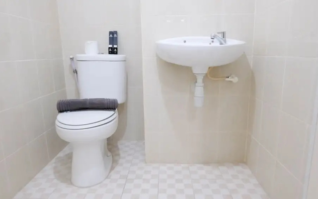 Clean And Comfy 2Br Apartment At Puncak Kertajaya