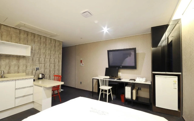 Queens Hotel