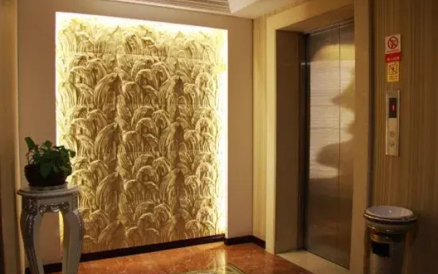 Xi Xi Holiday Hotel
