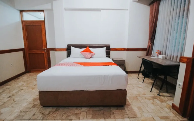 Tirtasari Nice Guesthouse by OYO Rooms